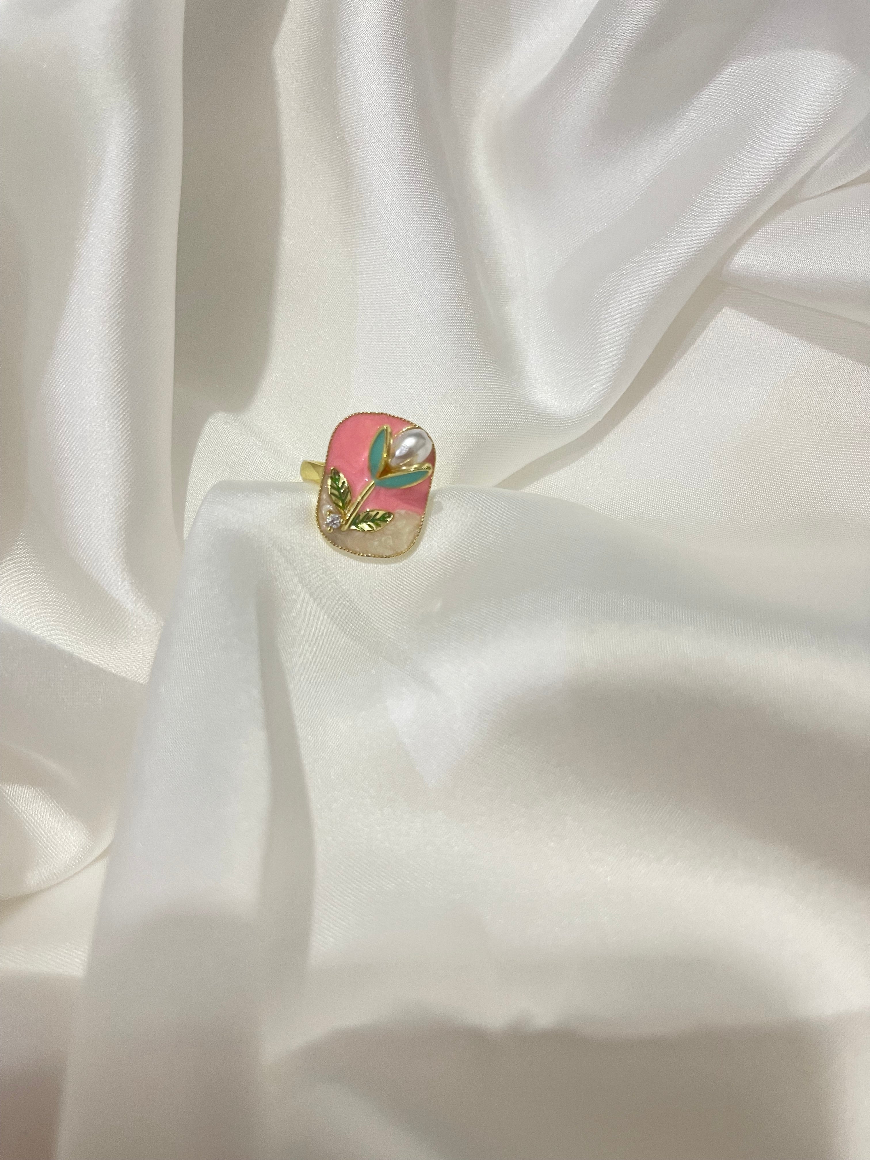 Petal Pearl Bloom Ring